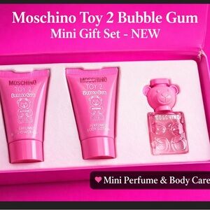Empty  Moschino Toy 2 Bubble Gum Gift Set - Bright Pink